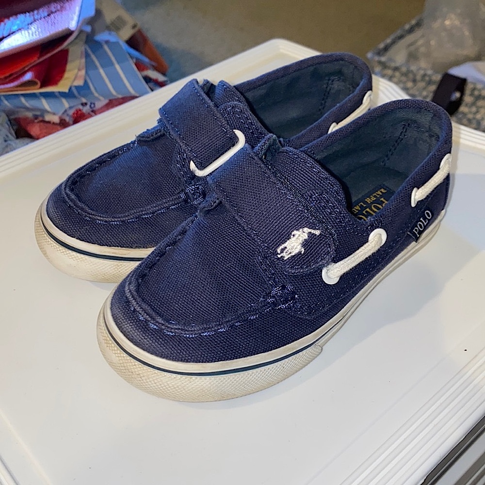 Ralph Lauren navy Velcro kids boat shoes size 8.5 Toddler